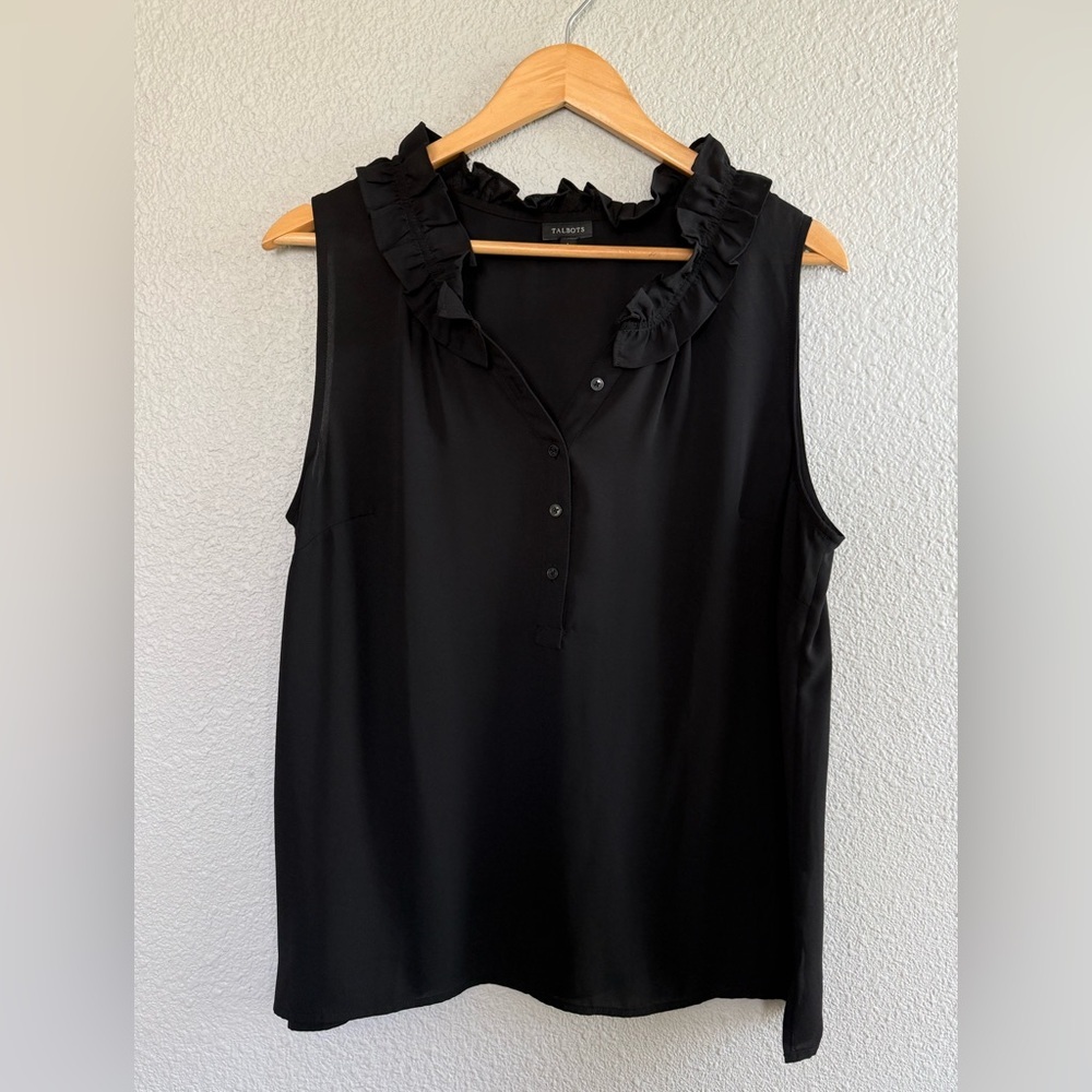 Talbots Sleeveless Ruffled Neckline Blouse Size Large